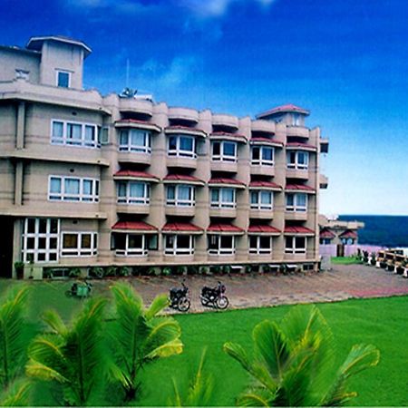 Mascot Beach Resort Kannur Exterior foto